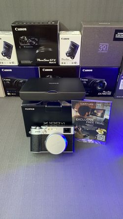 FujiFilm Camera X100VI Brand New Silver