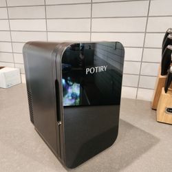 Potiry Mini Fridge (Hot Or Cold)