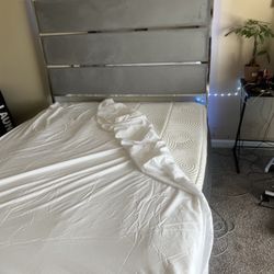 Queen Memory Foam Mattress 