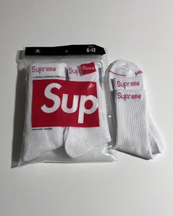 Supreme Socks