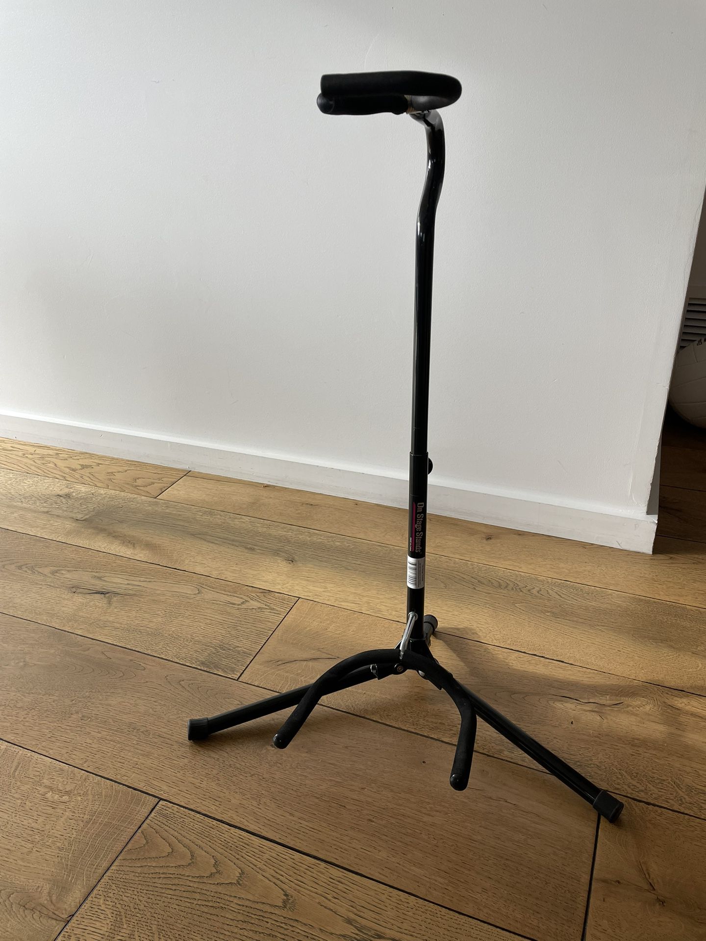 Guitar stand (On Stage)