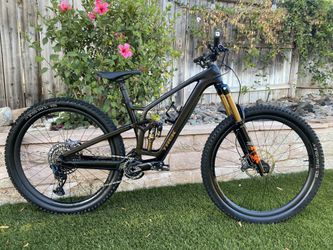 2025 Trek Fuel EX Gen 6 Carbon – Medium – Fox Factory Suspension – Carbon Wheels