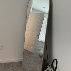 Floor Length Mirror with Kickstand