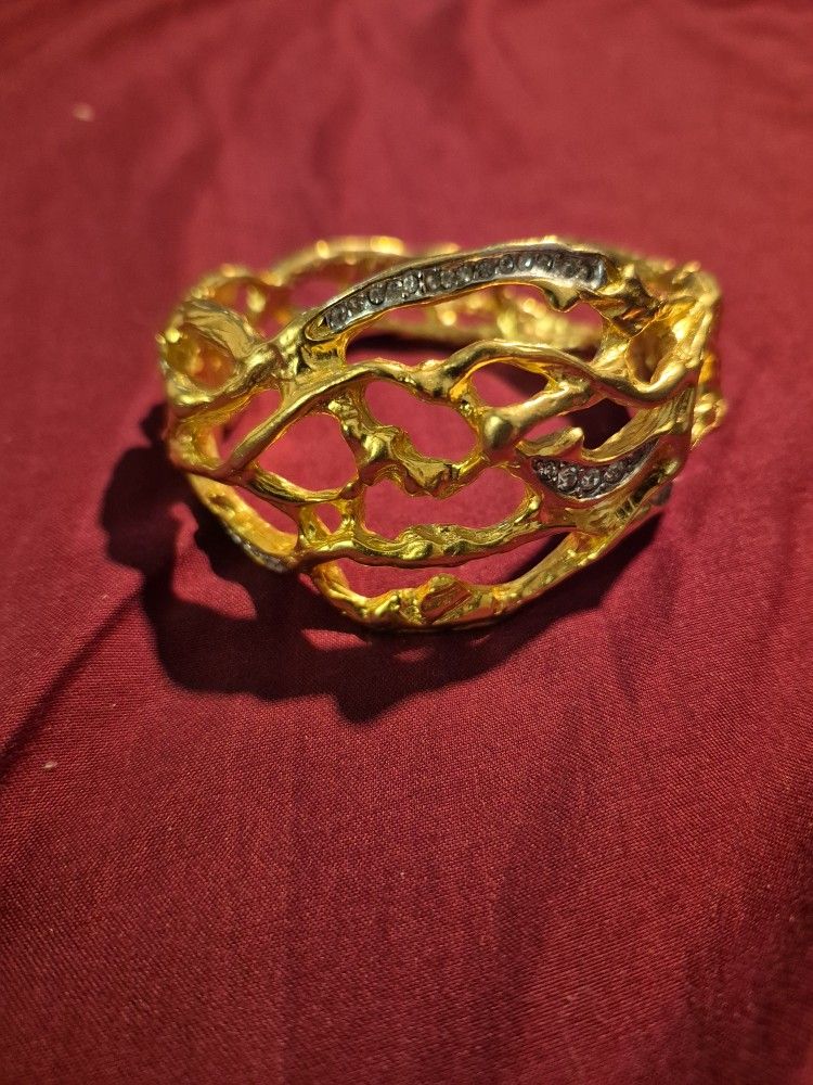 Elizabeth Taylor Avon Treasured Vine Cuff Bracelet
