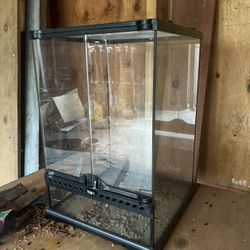 Reptile Terrariums
