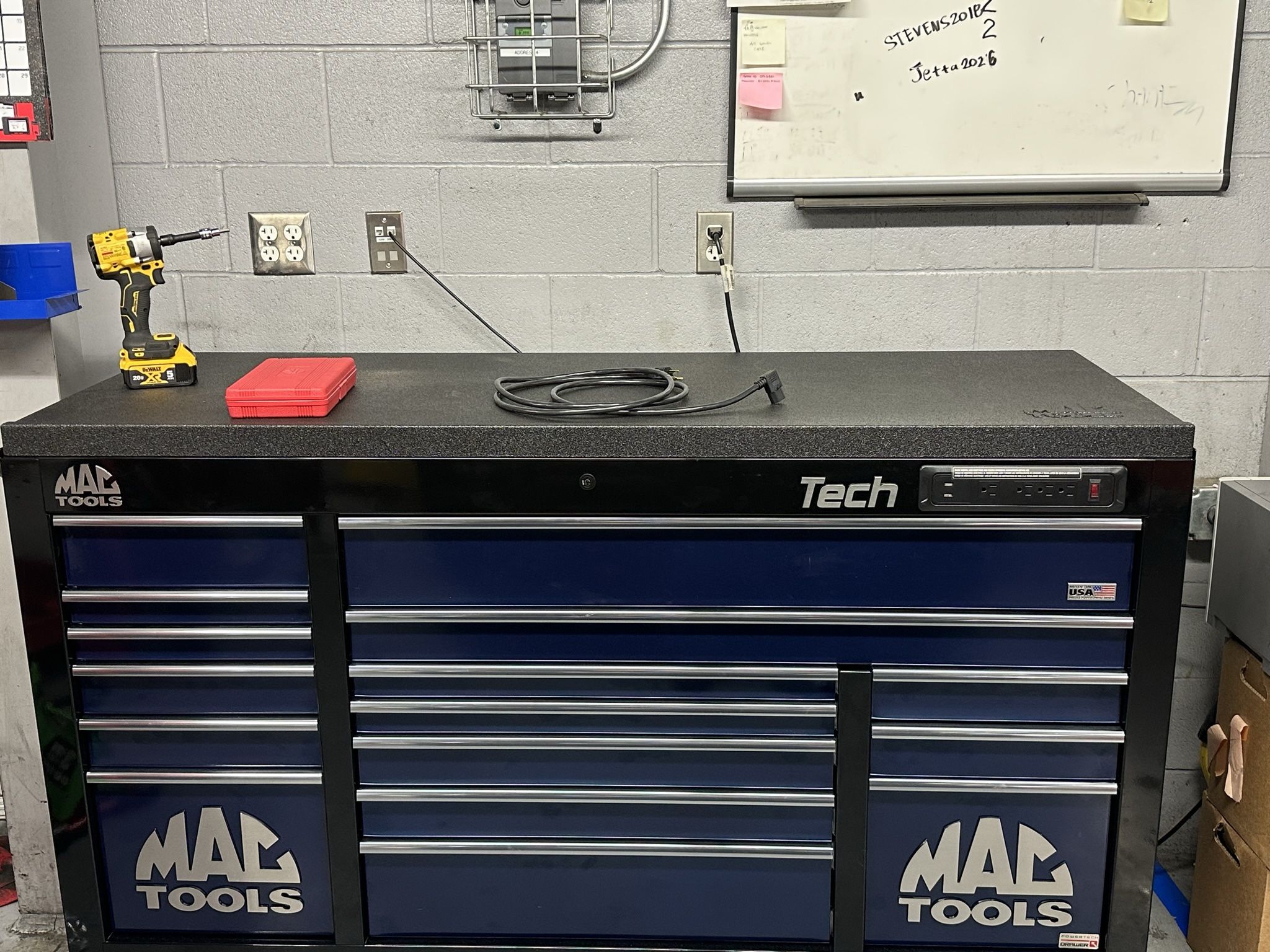 Mac Tools Tool Box for Sale in Las Vegas, NV - OfferUp