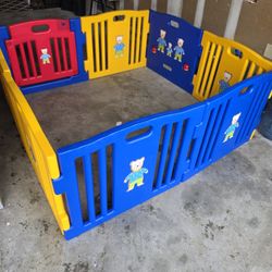 Baby Playpen 8 Panel Safety Gate