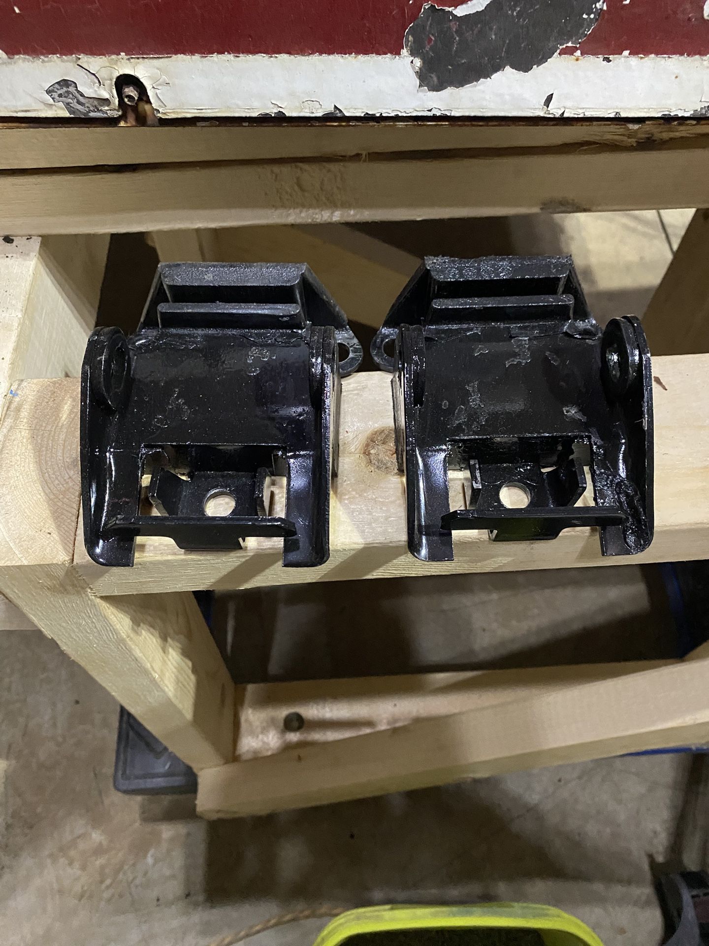 Chevy motor mount