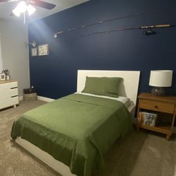 Twin bed Frame and mattress