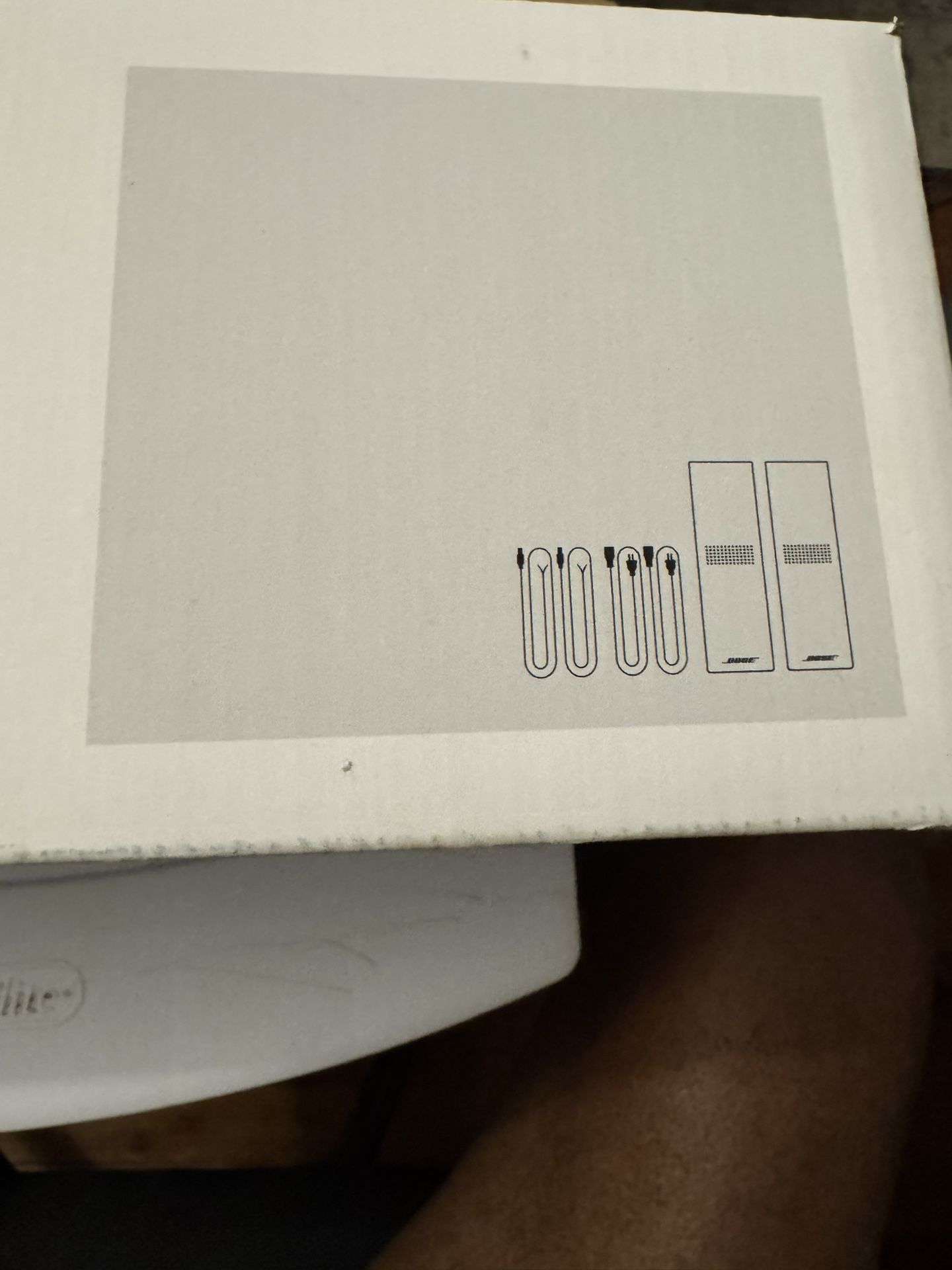 Bose Surround Around Speakers 700