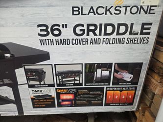 Blackstone 36" Griddle with Hard Cover and Folding Shelves