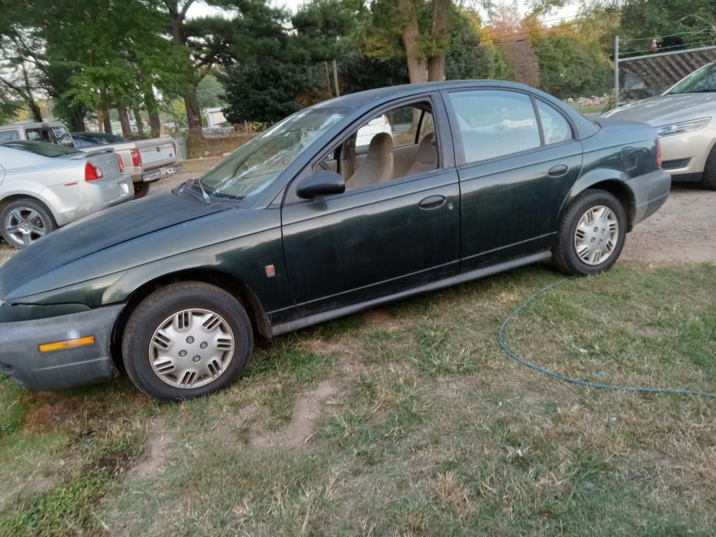 1999 Saturn SL1