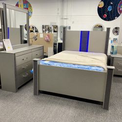 4pc Queen Size Bedframe Set $999