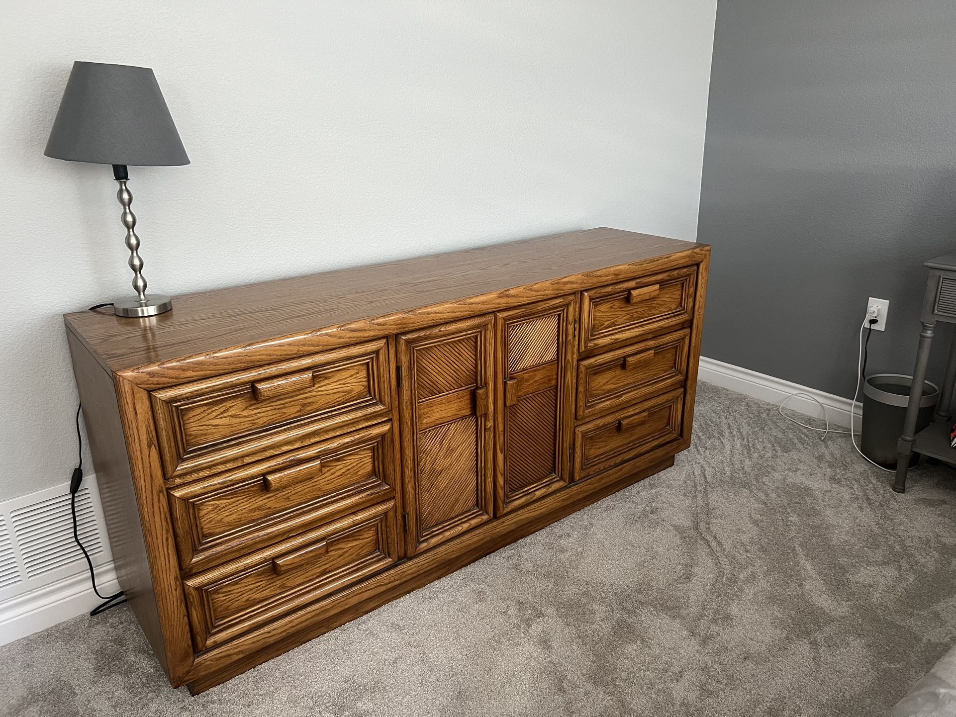 Wood Oak Dresser And Headboard 