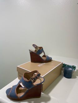 Women’s sandals
