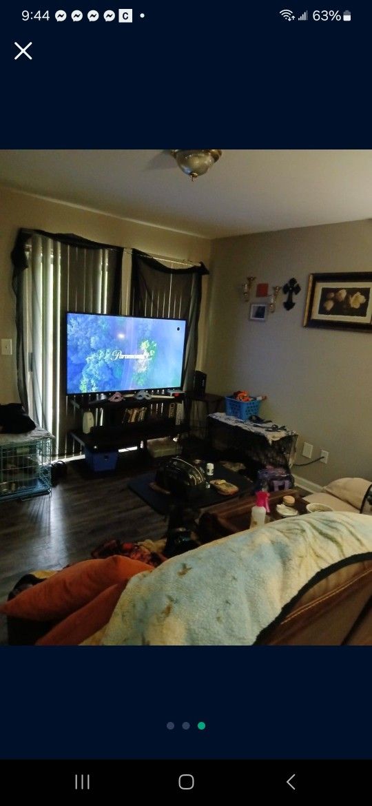58 Samsung Smart Tv With Stand