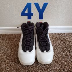 Jordan 10 boy size 4Y