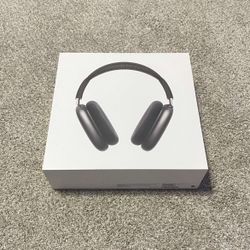 AirPod Maxes