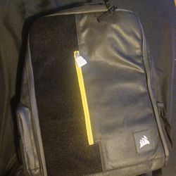 CORSAIR Courier Backpack