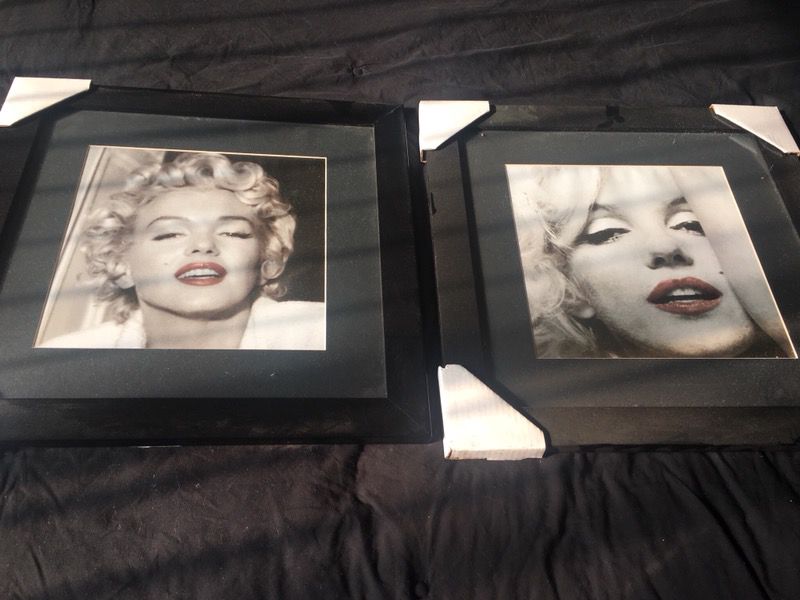 Marlyn Monroe pics both for 30 or 15 each