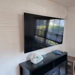 Professional TV Wall Mount