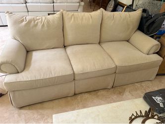 Living room Set - Sofa, Loveseat & Chair