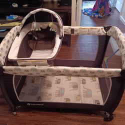 Baby Play Pen Brand New OUT THE BOX BUT ALREADY HAD ONE FROM THE BABY SHOWER