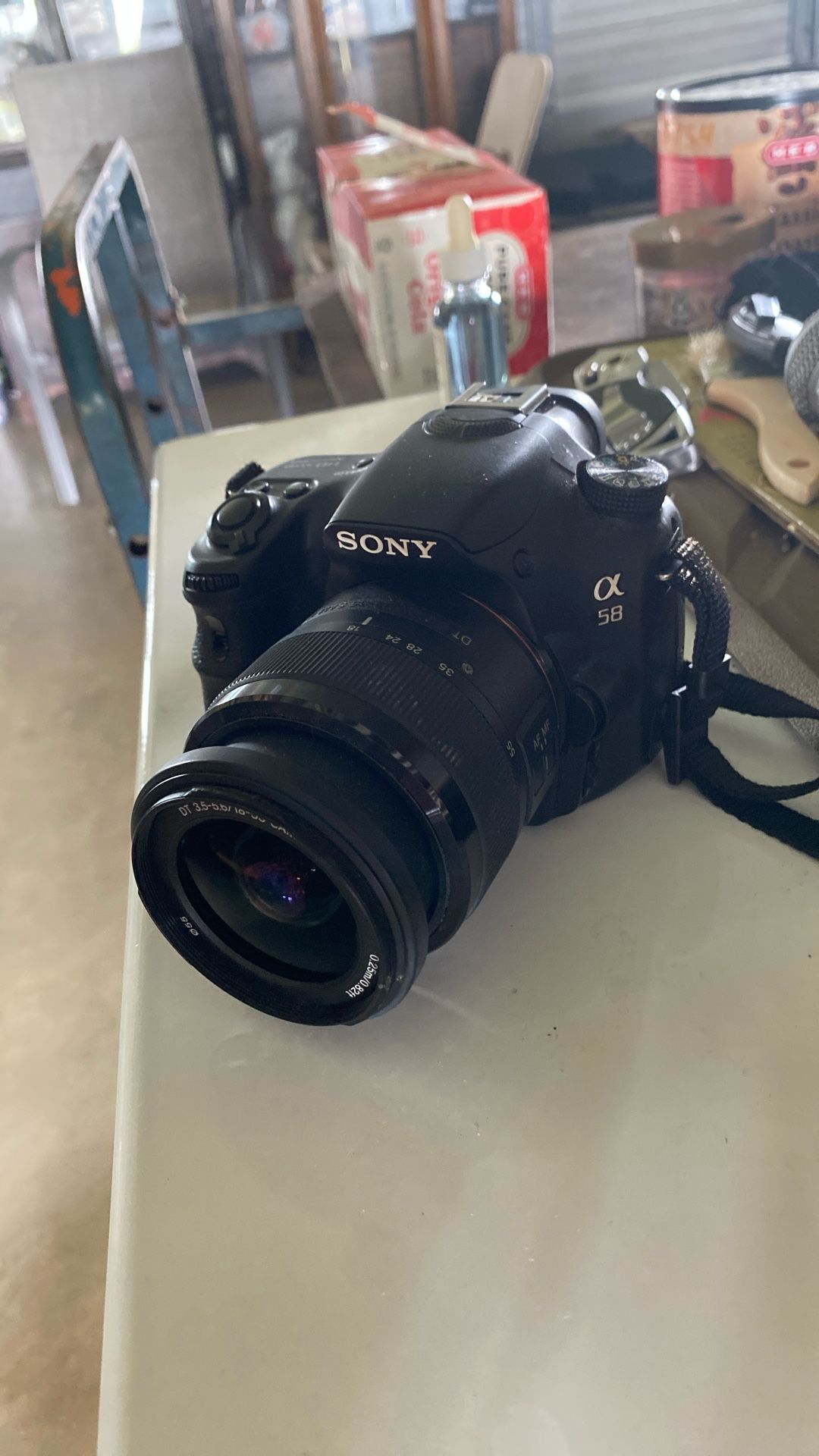 Sony Slt-a58 Mint W Case, Cards, Battery