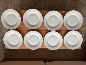 Pottery Barn Dinner Plates/Bowls