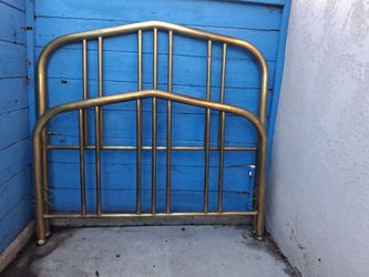 Brass bed Antique 100 yr old DBL $200 BO