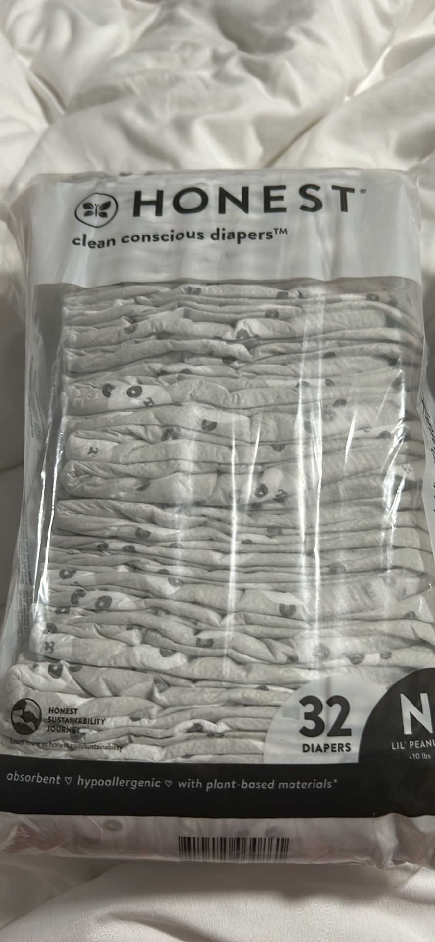 HONEST Newborn Diapers 6 Packs (32ea)