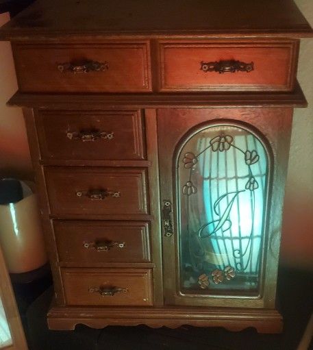 VINTAGE JEWELRY BOX TABLE TOP