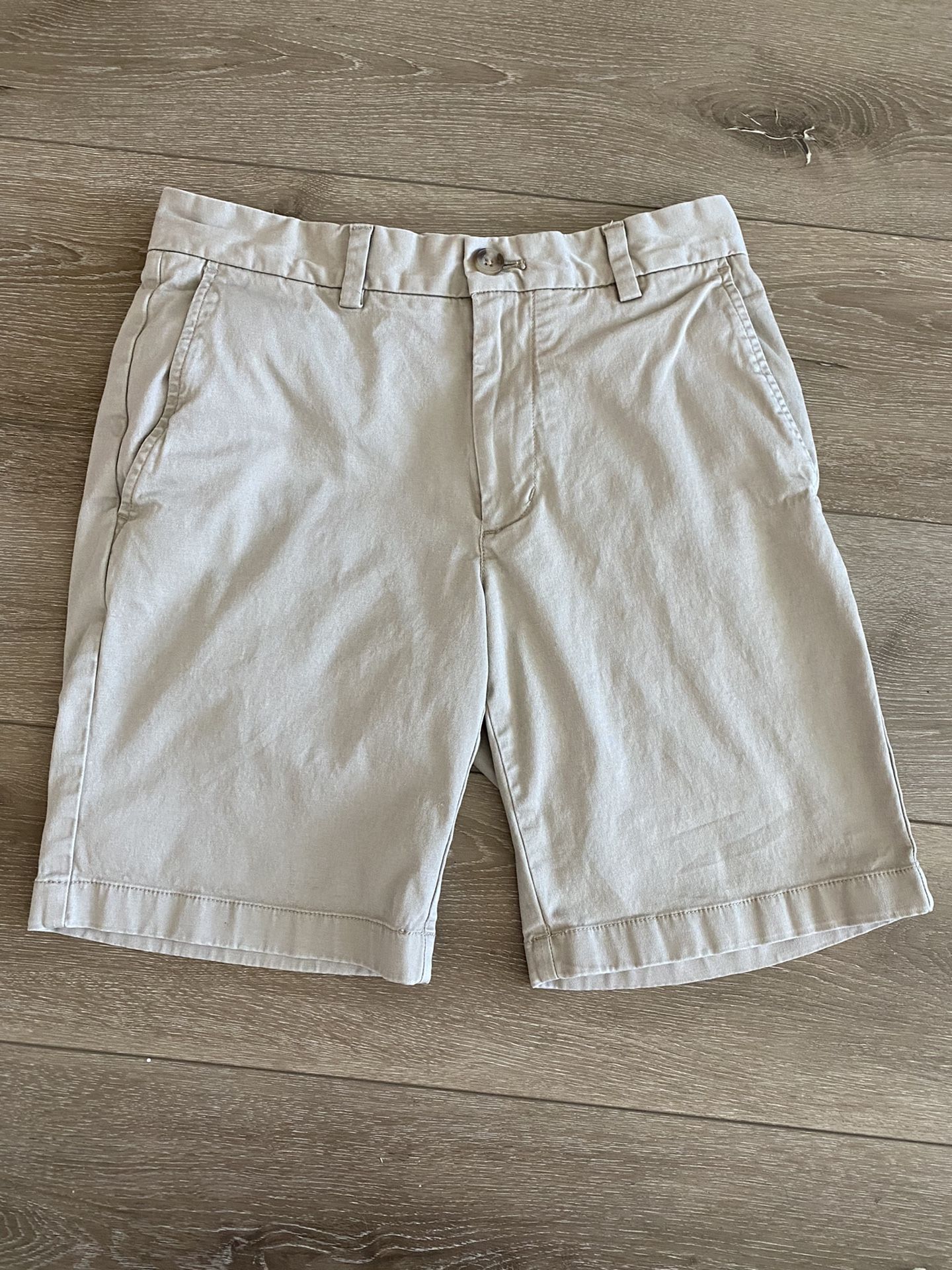 Vineyard Vines Mens Khaki Shorts Sz 28