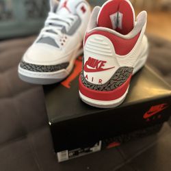 Air Jordan 3 Red