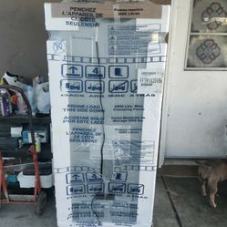 Brand New Still In Box Frigidaire  Refrigerator 