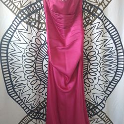 This David's Bridal Pink Taffeta Size 10 strapless corset ruched satin ball gown dress 