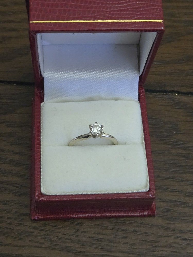 Size 7 Solitaire Diamond Ring (14K Gold, 1/2 Carot)