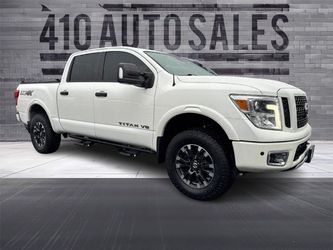 2019 Nissan TITAN