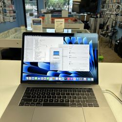 MacBook Pro 2018 i9 256GB 15 in