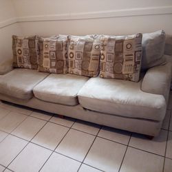 Sofa almost New 