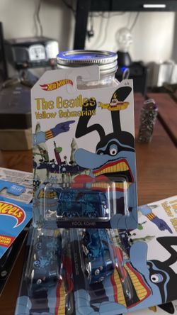 2016 Hot Wheels The Beatles Yellow Submarine Blue Kool Kombi 6/6