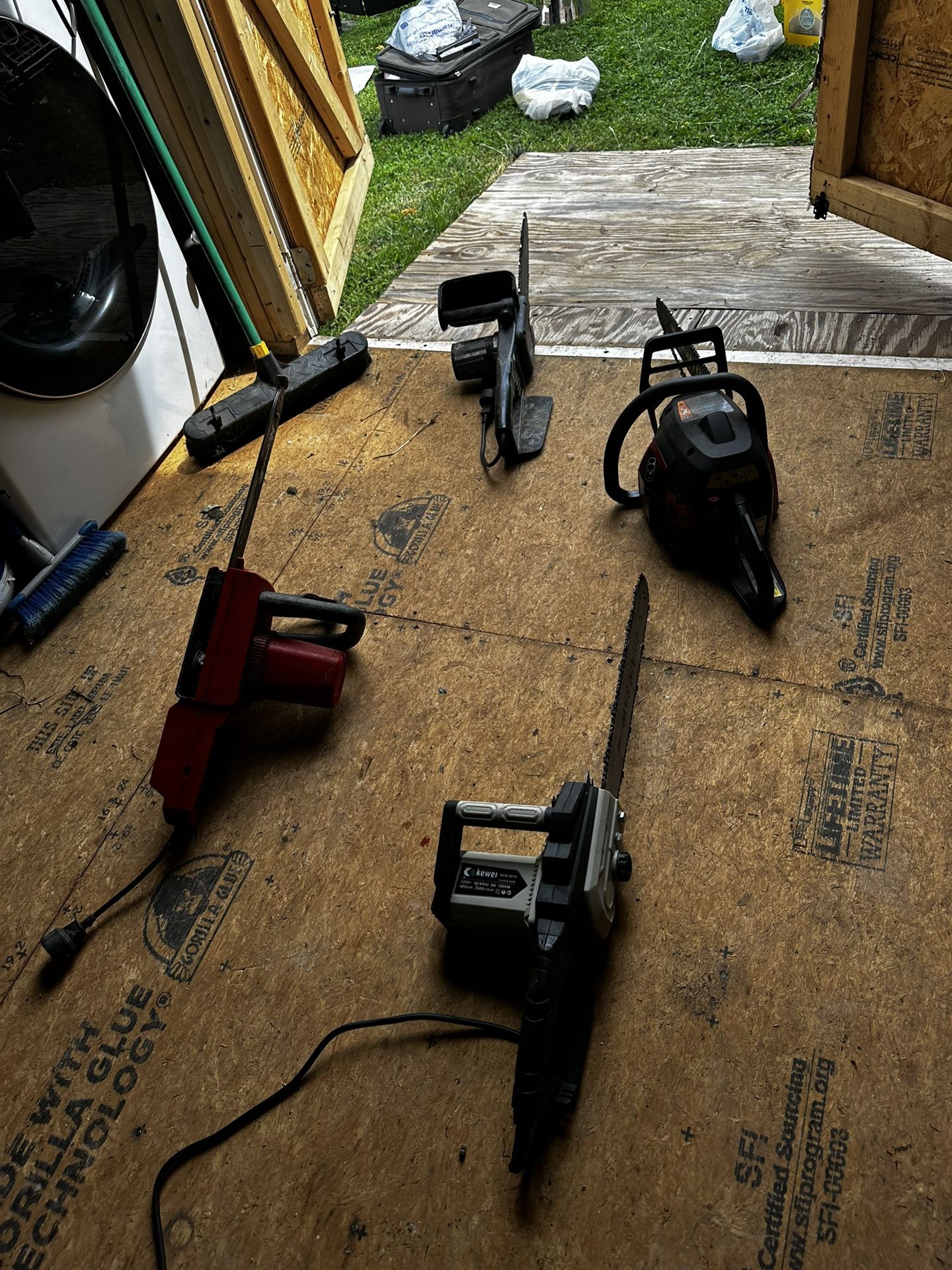 Electric and gas saw