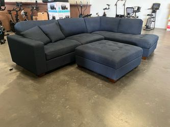 Thomasville Devyn sectional