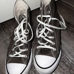 Women’s 8.5 Platform Converse Shoes