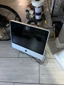 Apple Computer Works Very Well