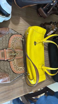 Handbags bundle