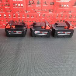 MILWAUKEE M18 18-VOLT LITHIUM-ION XC EXTENDED CAPACITY BATTERY