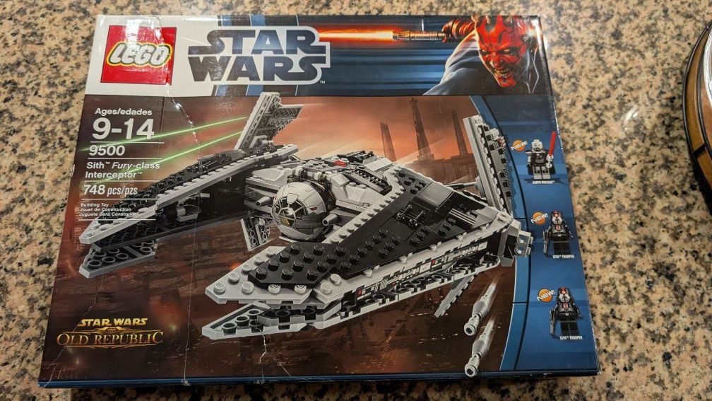 Lego Star Wars 9500 Sith Fury Class Interceptor 