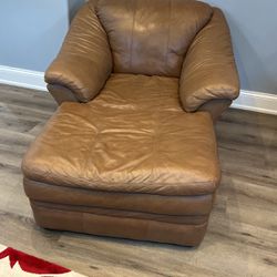 Chaise/Leather Chair