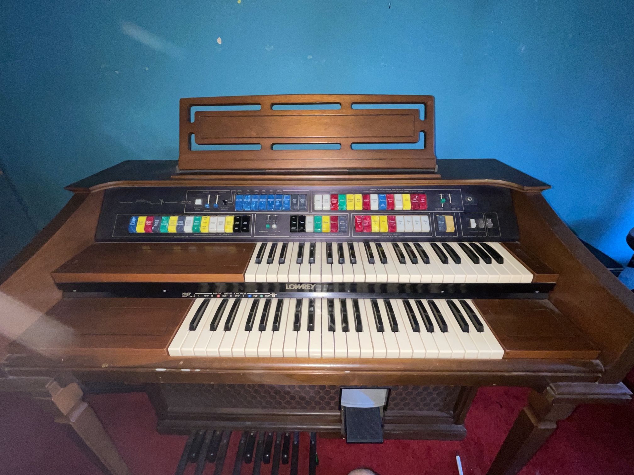 Vintage Lowrey Jubilee M-500 with Magic Genie electric organ and bench